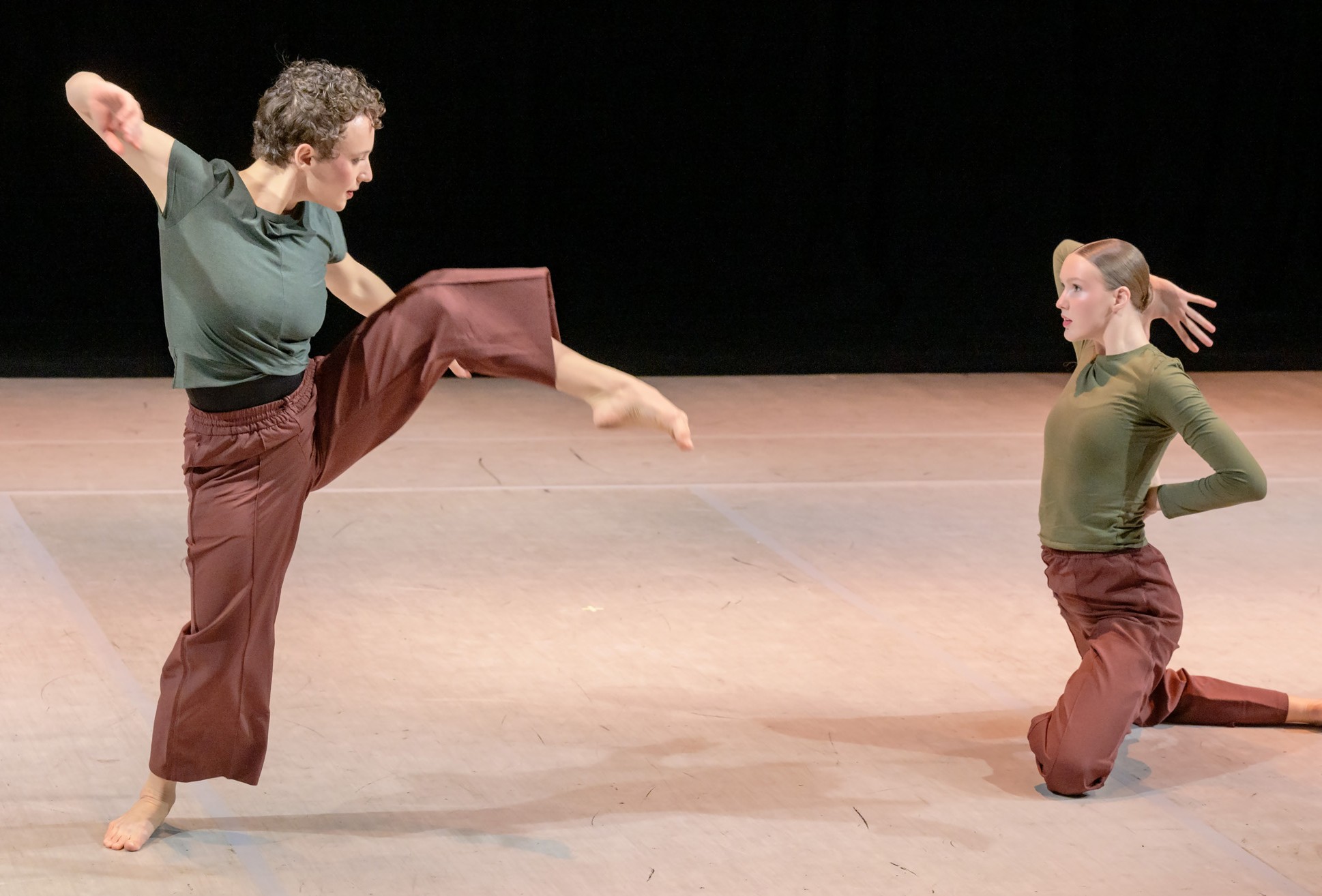Review: Ellen Sinopoli Dance premiere, plus Ma’alwyck, kids at Egg